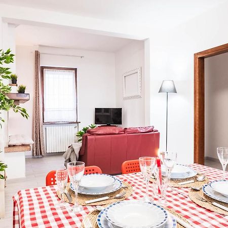 Casa Dolce Casa Desenzano - 2 Passi Dal Lago Lägenhet Desenzano del Garda Exteriör bild